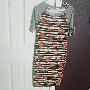 Lularoe unicorn! Extra small floral Julia